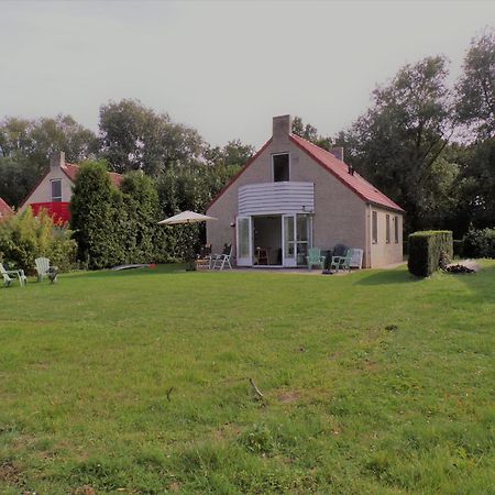 Gezellige Vakantiewoning Aan Het Water In Ewijk - Recreational Only No Workers Kültér fotó