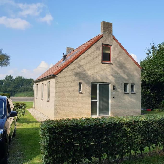 Gezellige Vakantiewoning Aan Het Water In Ewijk - Recreational Only No Workers Kültér fotó